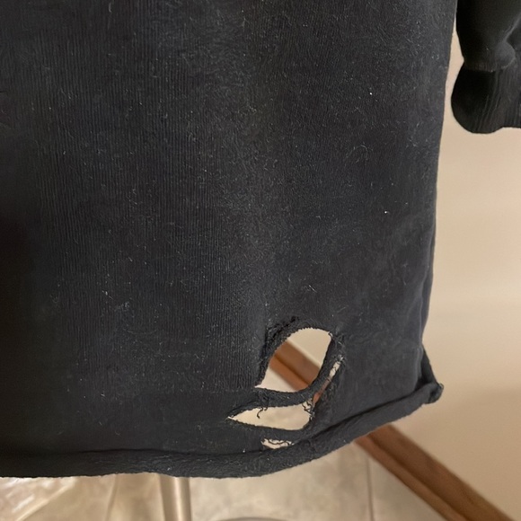 Distressed cut out / torn look / cold shoulder fashion lightweight sweatshirt S - Picture 6 of 15